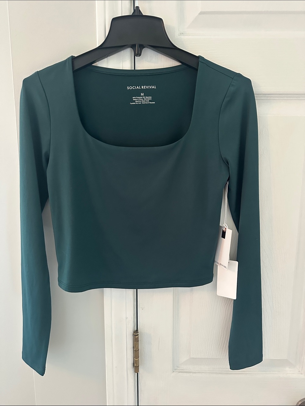 Social Revival Women's Teal Long-Sleeve Square-Neck Cropped Top- NWT!